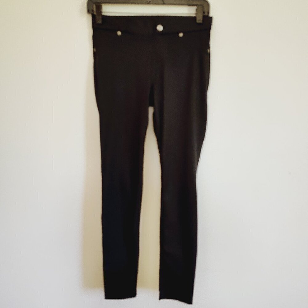 Hue Black Sheen Leggings